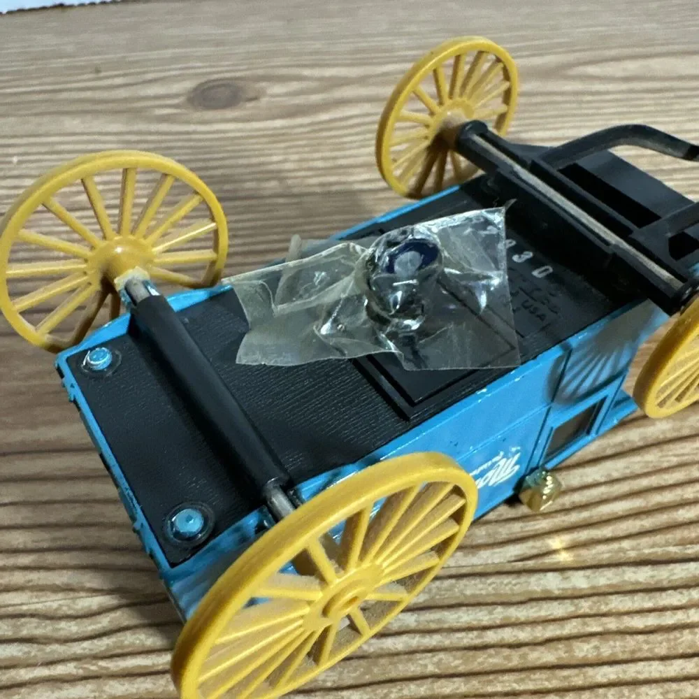 ERTL Diecast Montgomery Ward Co. Horse And Wagon Coin Bank Model #1367‎